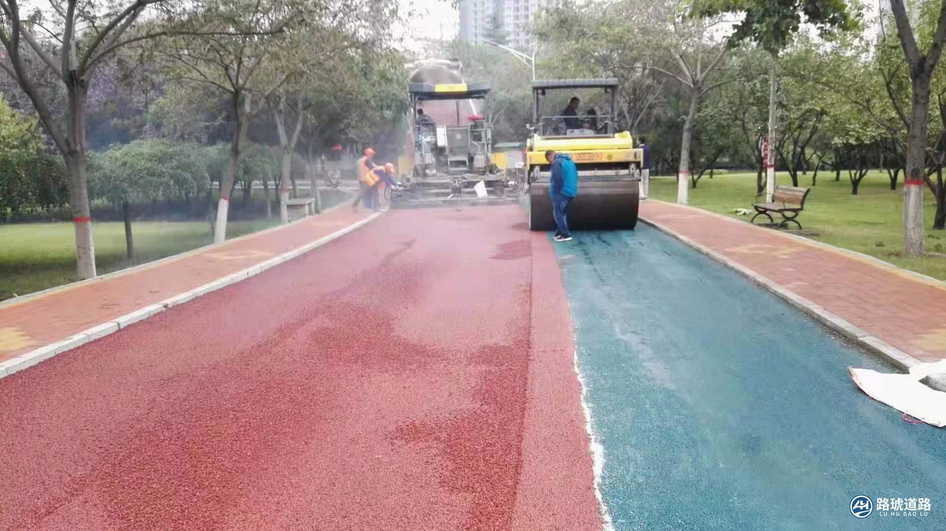 香六台盒宝典资料大全
