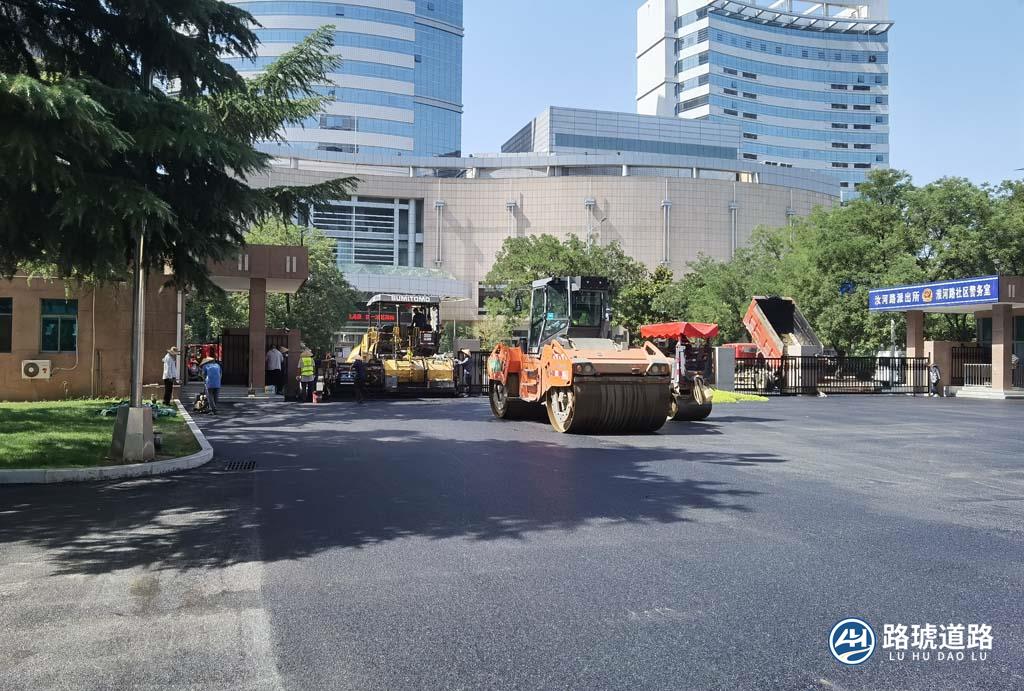 香六台盒宝典资料大全